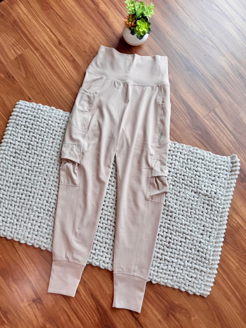 Free People Movement | Take A Hike Ribbed Harem Cargo Jogger | Cream | Small